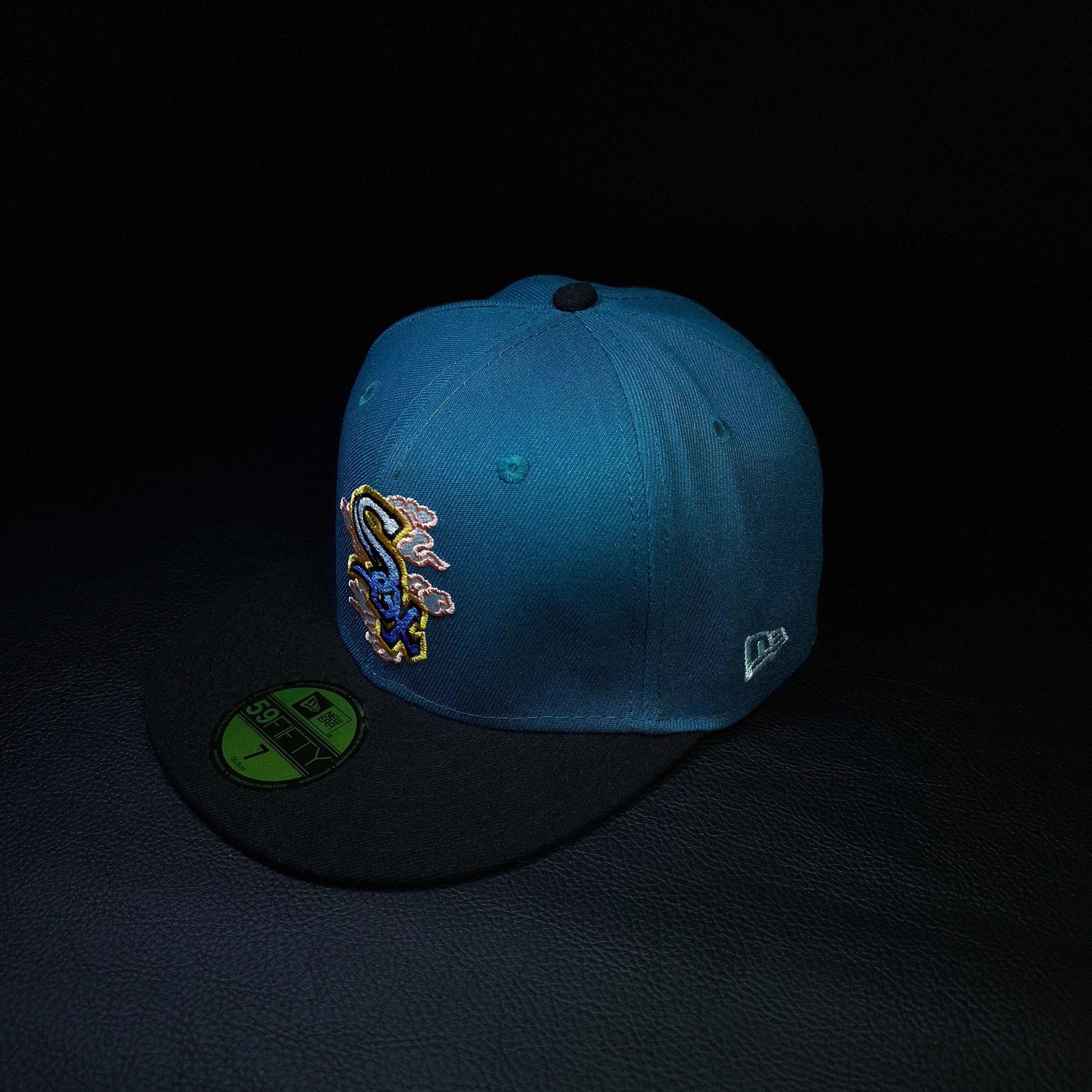 Cloud Apiral Chicago white Sox